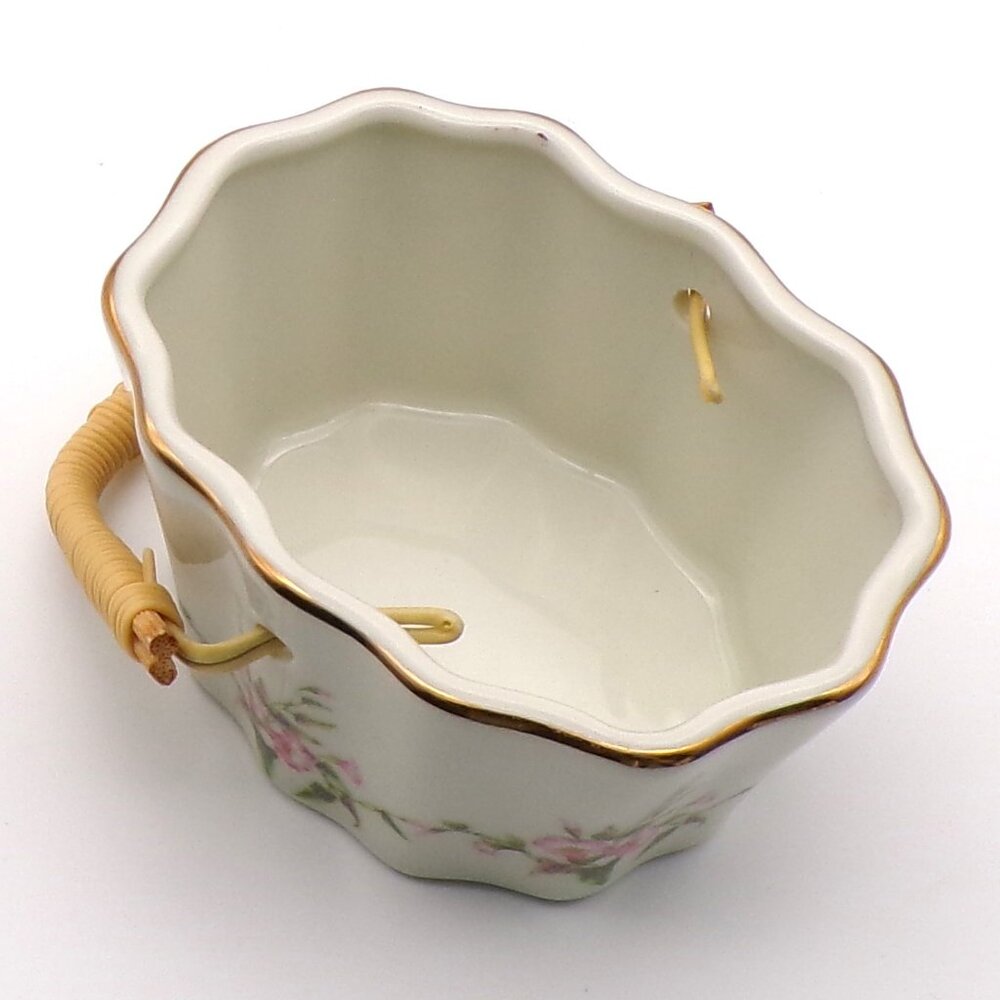 Vintage 80s Russ Ceramic Candleholder and Basket - Picture 13 of 14